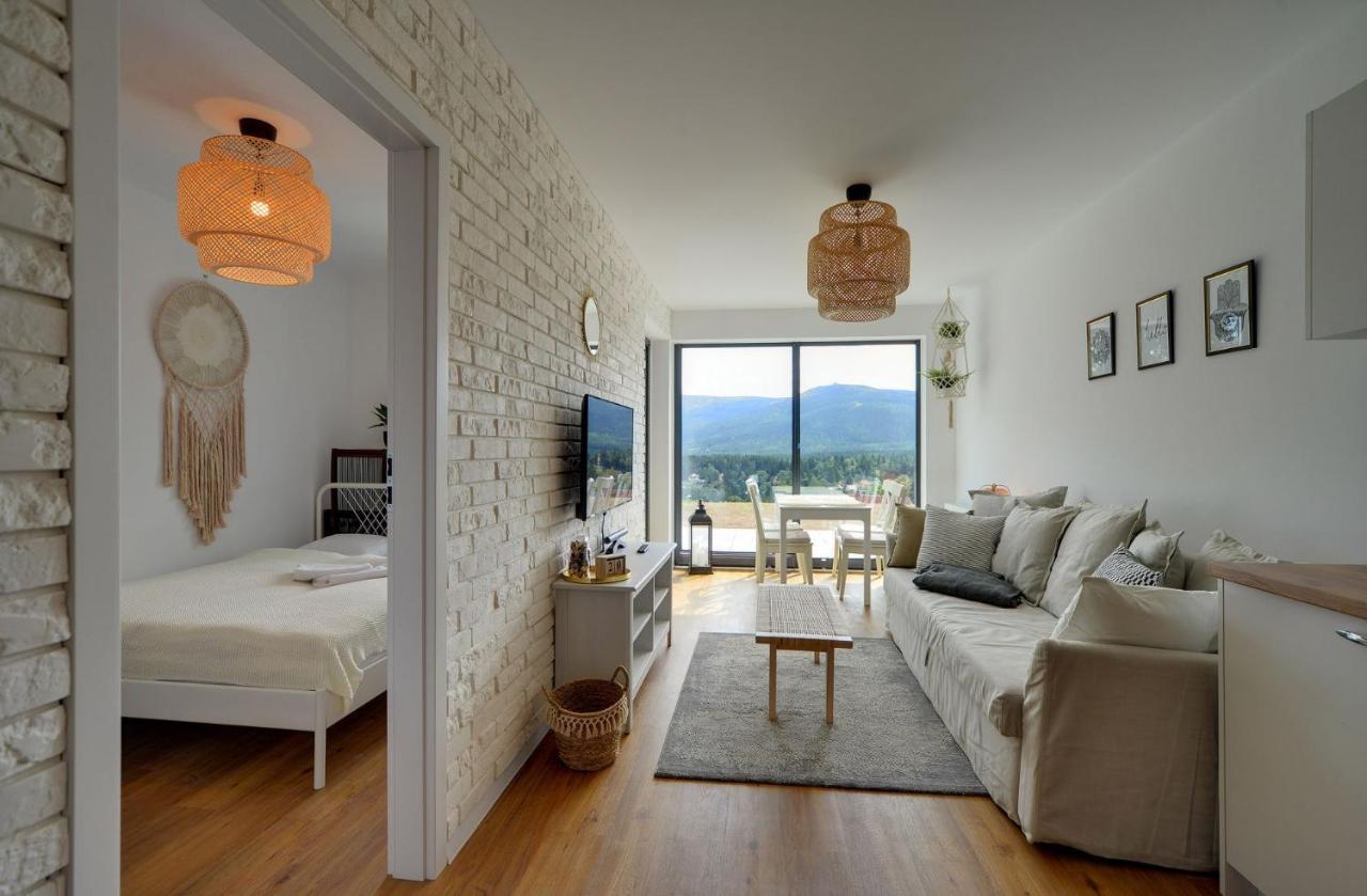 Apart Invest Szklarska 800 B2 ชกลาร์สกา ปอเรมบา ภายนอก รูปภาพ